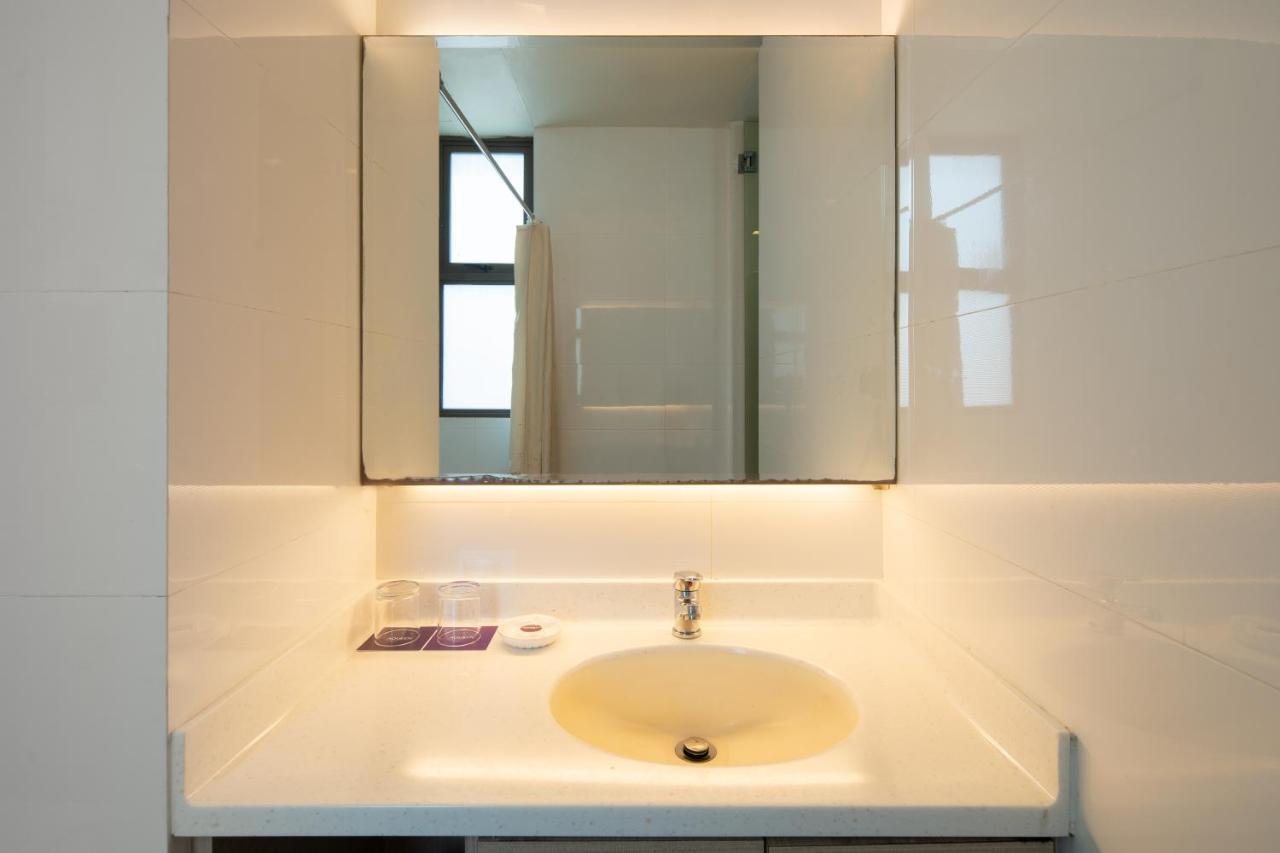 Aqueen Hotel Lavender Singapore Esterno foto